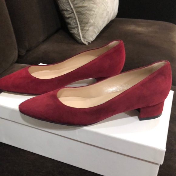 Manolo Blahnik Shoes - Manolo Blahnik Bordeaux Suede